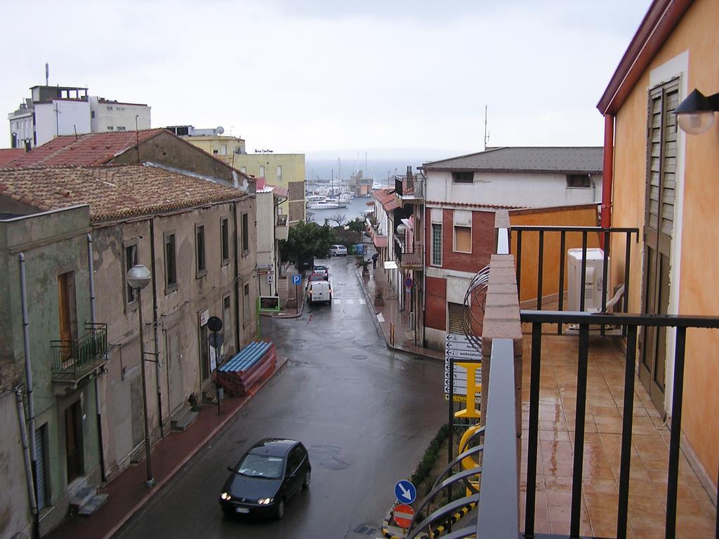 Hotel Mistral Portoscuso Kültér fotó