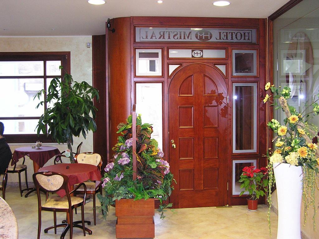 Hotel Mistral Portoscuso Kültér fotó
