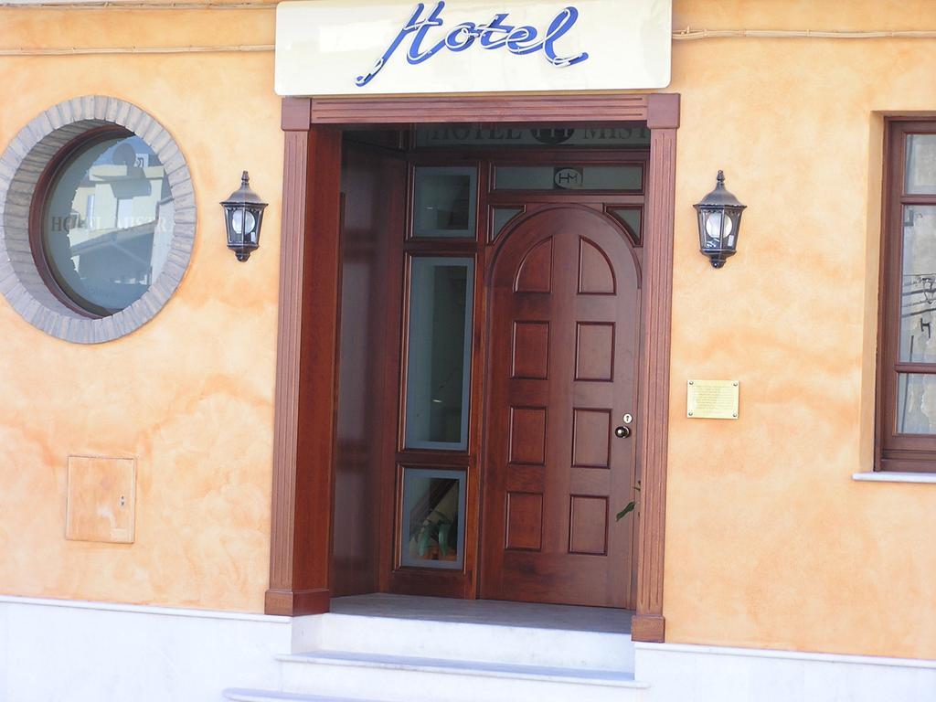 Hotel Mistral Portoscuso Kültér fotó